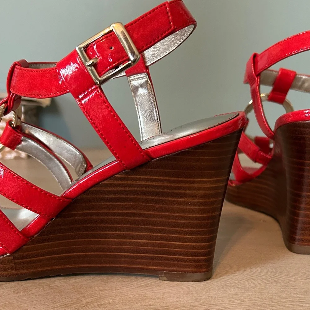 Alfani Vibrant Red and Gold Wedge Sandals - Picture 7 of 13